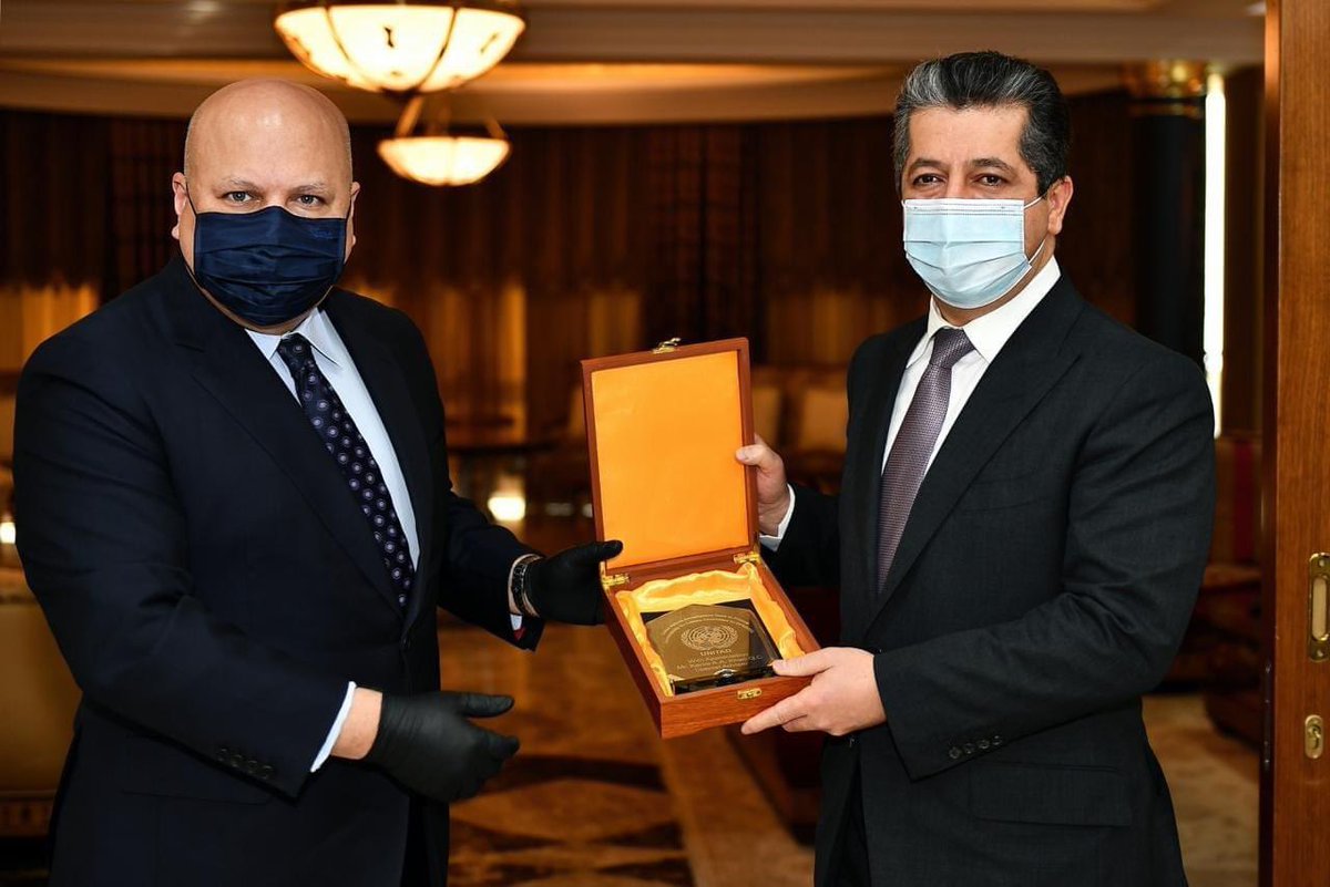 hazhar_ghazi's tweet image. ئەمڕۆ یەکشەممە 2020/10/25 #مەسرور_بارزانی سەرۆکی حکومەتی هەرێمی کوردستان پێشوازی لە کەریم ئەسەد ئەحمەد خان، ڕاوێژکاری تایبەتی و سەرۆکی تیمی ڵێکۆڵینەوەی نێودەوڵەتی لە تاوانەکانی #داعش (یونیتاد #UNITAD ) کرد. 
@masrour_barzani