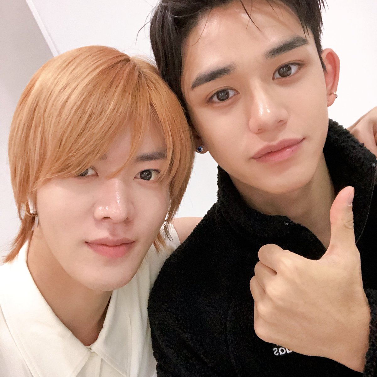 dailybubble127's tweet photo. • Yuta

English Translate  :
Thank you for your support today 🙂

Terjemahan Indonesia  :
Terima kasih atas dukungannya hari ini 🙂

trans by @dailybubble127 https://t.co/beiPCzxs5R