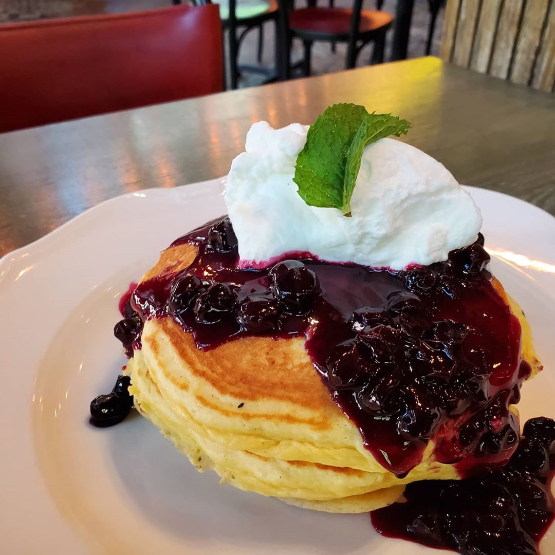 Lemon ricotta pancakes with blueberries and whipped cream are what brunch dreams are made of! 
📷 cheftimgraham on Instagram

#NicoOsteria #BrunchGoals #SundayFunday #pancakes #ricotta #chicagodining #chicagorestaurants #goldcoast #eaterchicago #312food #eeeeeats #infatuationchi