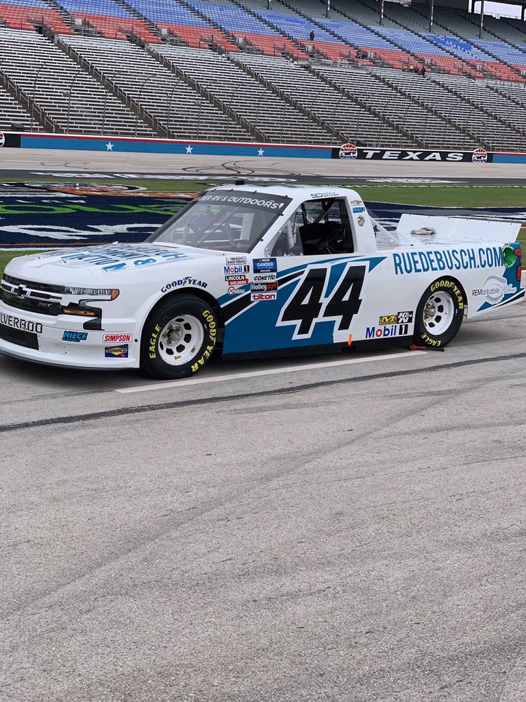 NieceMotorsport's tweet photo. It’s Race Day at @TXMotorSpeedway🤠
🚙: No. 45 @AirpowerFDN driven by @Tbayne6 starts P13
🚙: No. 44 #RuedebuschDevelopment driven by @NatalieRacing starts P27
🚙: No. 42 @FracLock driven by @JamesBuescher starts P36
🚙: No. 40 @MarquisSpas driven by @Ryan_Truex starts P14 https://t.co/6zhSFnngNH