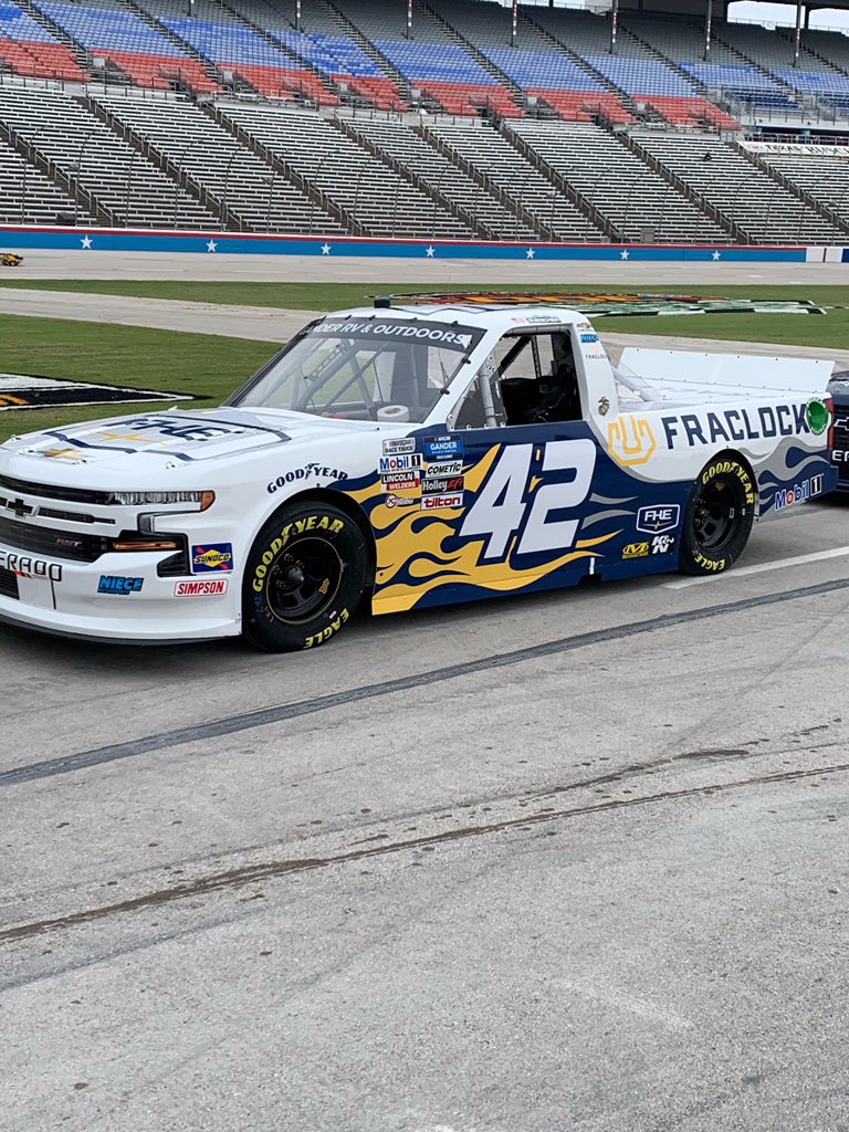 NieceMotorsport's tweet photo. It’s Race Day at @TXMotorSpeedway🤠
🚙: No. 45 @AirpowerFDN driven by @Tbayne6 starts P13
🚙: No. 44 #RuedebuschDevelopment driven by @NatalieRacing starts P27
🚙: No. 42 @FracLock driven by @JamesBuescher starts P36
🚙: No. 40 @MarquisSpas driven by @Ryan_Truex starts P14 https://t.co/6zhSFnngNH