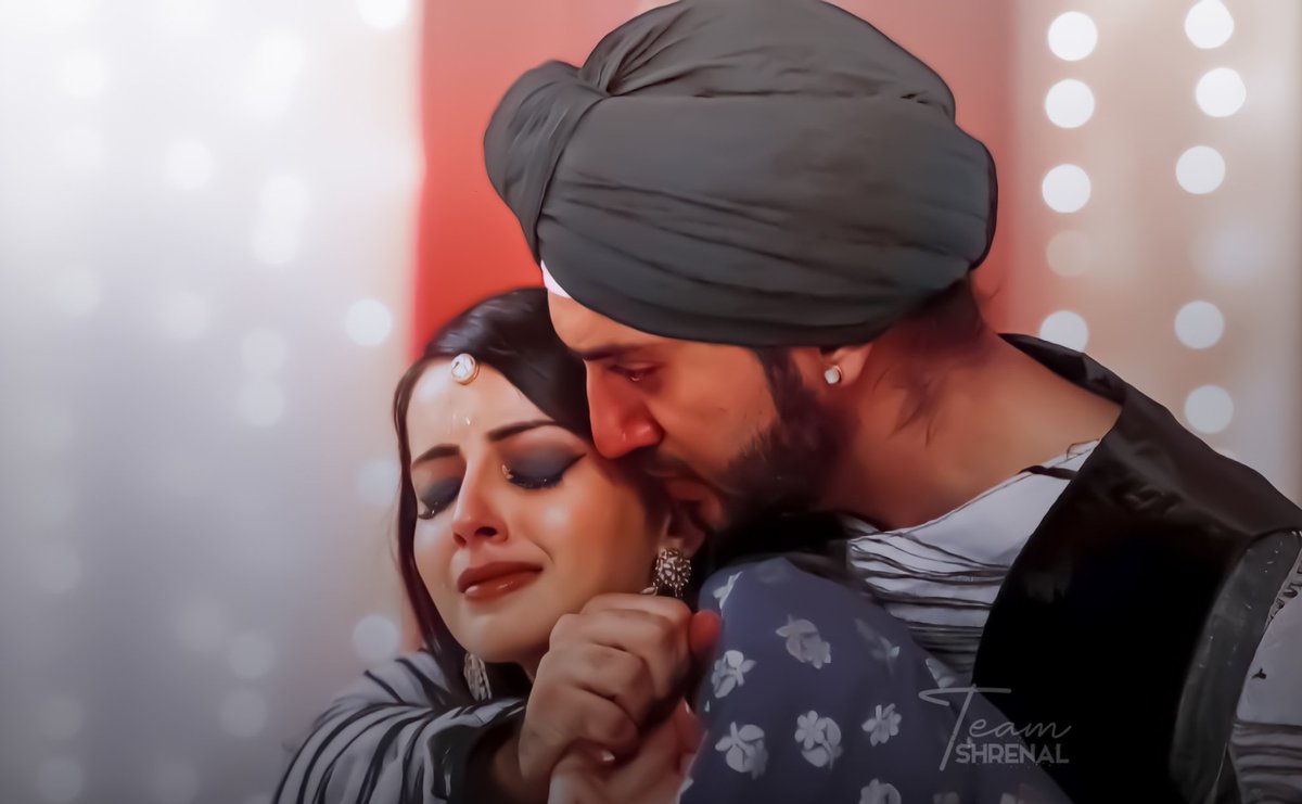 ShrenalTeam's tweet photo. And he pulled her close towards his chest, back hugging her tightly, that they could actually feel each others heartbeat. He moved close her to ears, while she kept her eyes closed! Bringing up all the emotions ,he whispered "I LOVE YOU!" ❤

#IshqIbaadatWithRiKara https://t.co/mWjUWXjOrF