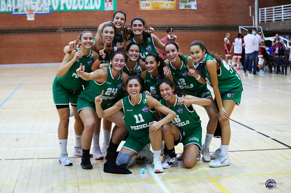SWEETBASKET2's tweet photo. 1️⃣4️⃣

  ...Última 📷 para cerrar el Hilo... Después de no cosechar una victoria la temporada pasada..... @cbpozuelo...Llega la primera, bien trabajada y bien deseada....ENHORABUENA CHICAS!!👏👏👏👏 https://t.co/x0A96IkzqH
