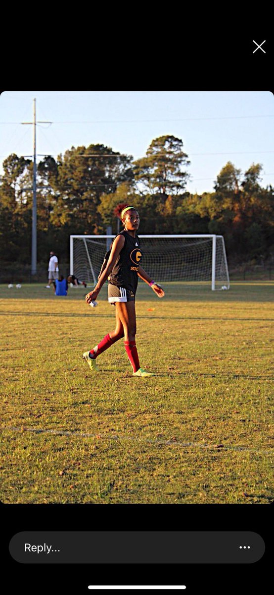 TexasRLW's tweet photo. Grambling Ladies Soccer Team is  getting ready.  💕My Princess, Aria, #27.👸🏽⚽️🥅🖤💛🥰👏🏾 https://t.co/r8zEBIMm5d