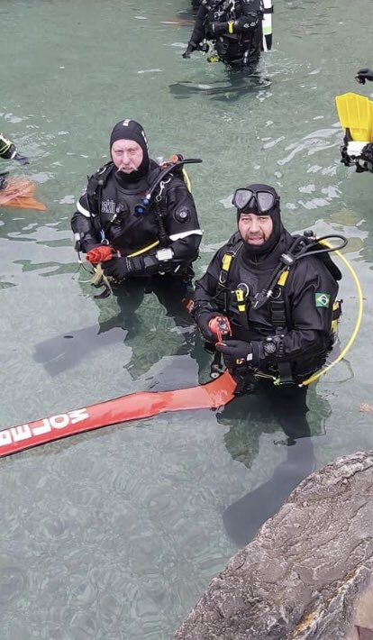 SubCDivers's tweet image. Our dive leader trainees going through their last qualifying dives. @BSACdivers almost there.