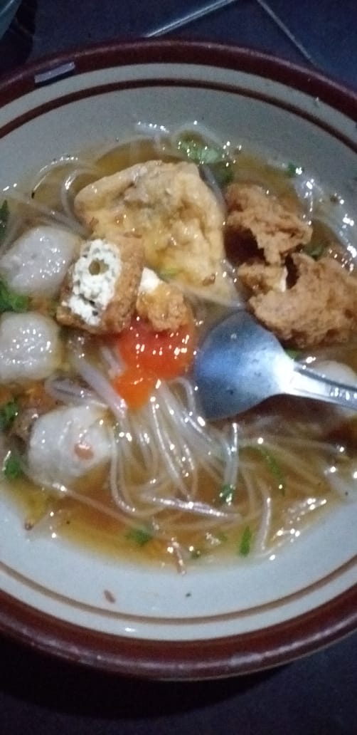 Ganjel perut saat dingin dingin...