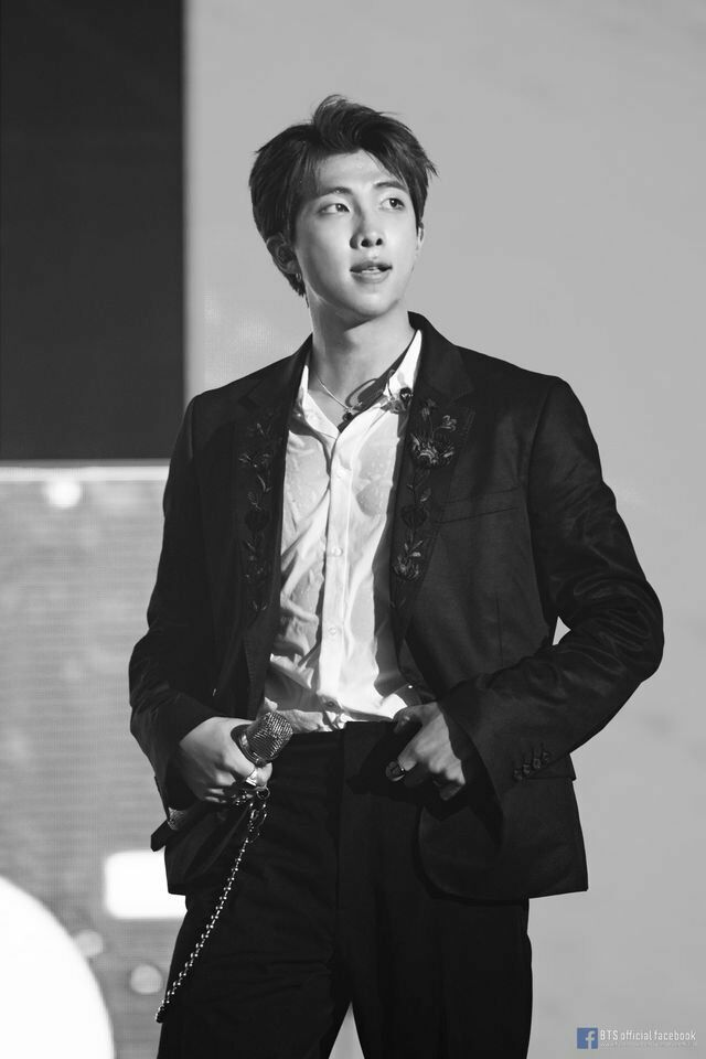 kkkcheonsa's tweet photo. Красоты вам в ленту.

#namjoon #aRMy https://t.co/FNzADqsFd5