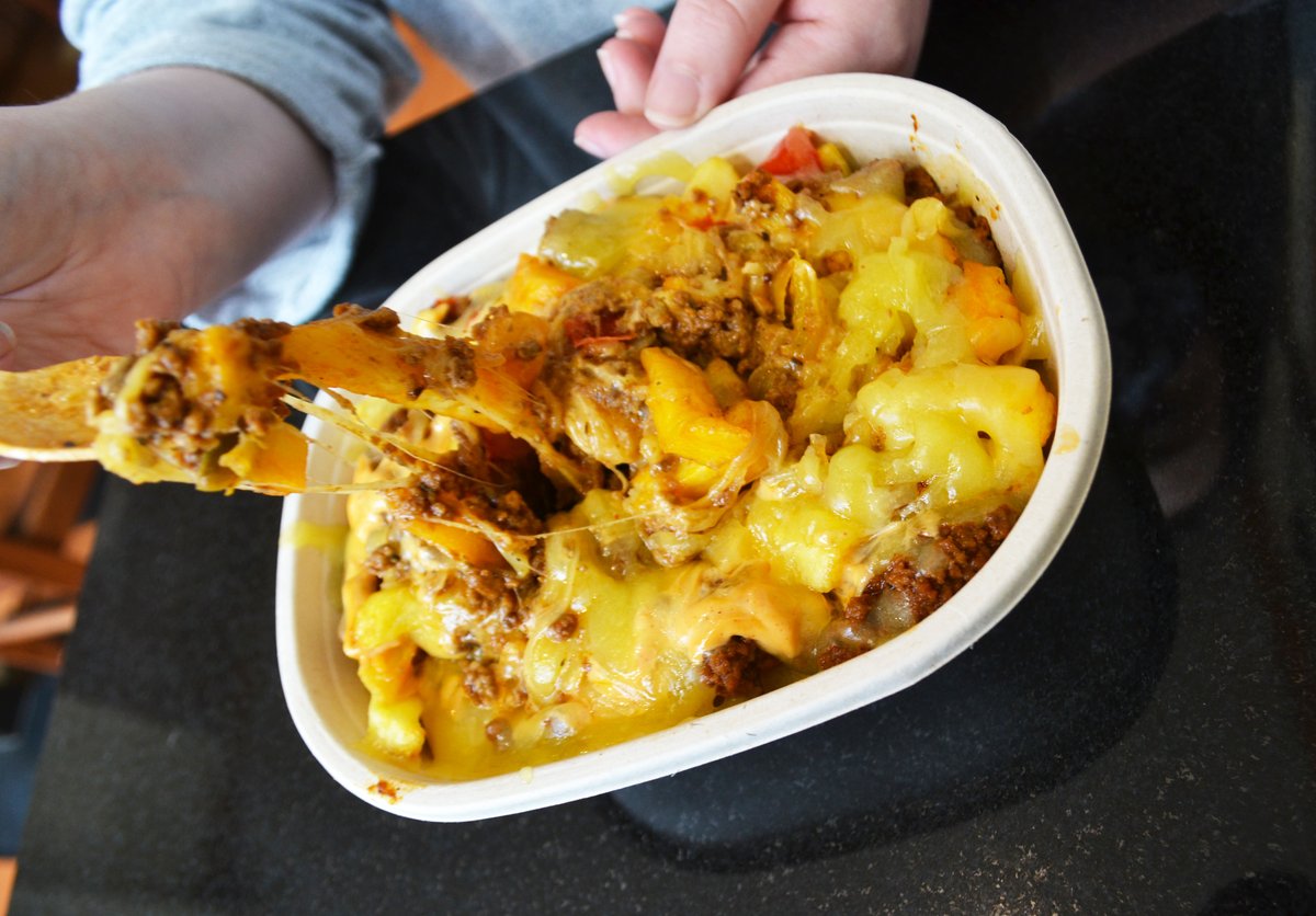 HillbillysFR's tweet photo. Taco Fries have to be the ultimate comfort food 😍
.
.
.
.
.
#hillbillys #taco #tacofries #fries #instagood #instafood #cheese #saucy #tasty #corkfood #dublinfood #cork #dublin #waterford #fitfam #yum https://t.co/oIFZvmQIVU