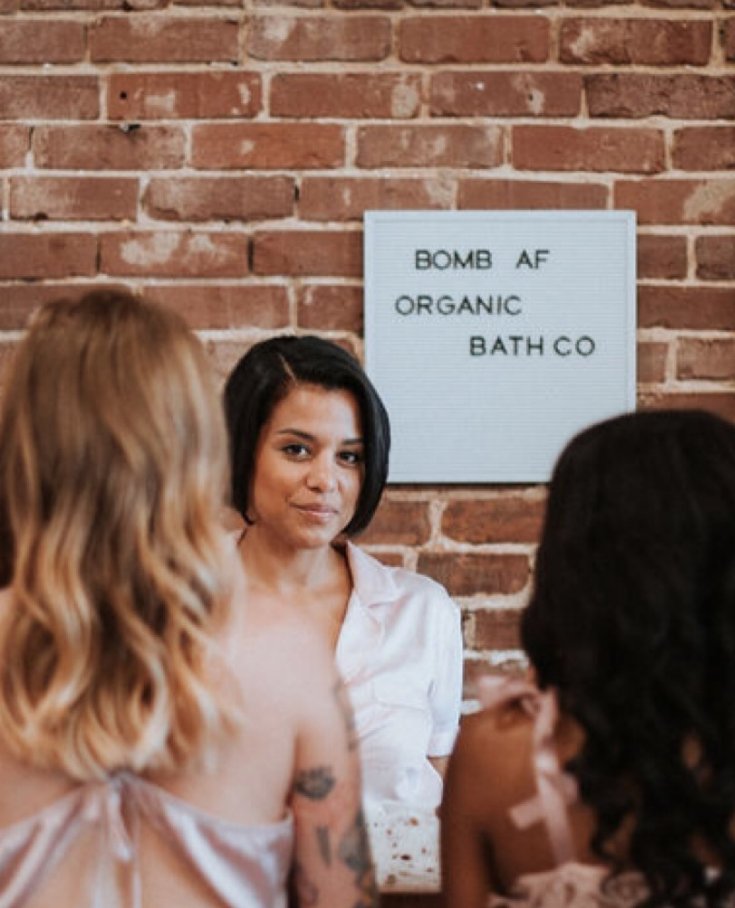 jdbathco's tweet image. Vagina friendly bath soak doesn’t mean only for women - it means gentle enough for anyone to bathe in 🖤 #BombAF