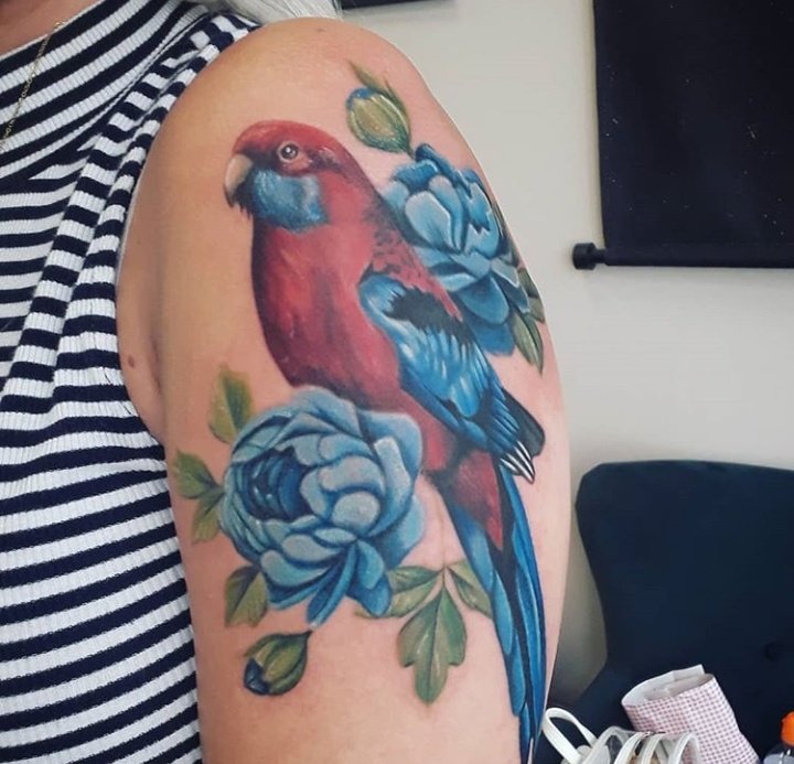 luka_OSA's tweet photo. hello! just checking in again 🥺 hope you're all healthy and doing well during these times 💕
reminder that you can follow my new account @xwellbeadreamx!
oh and i wanted to show you my newest tattoo!🥰 https://t.co/yUT4JTxSr5