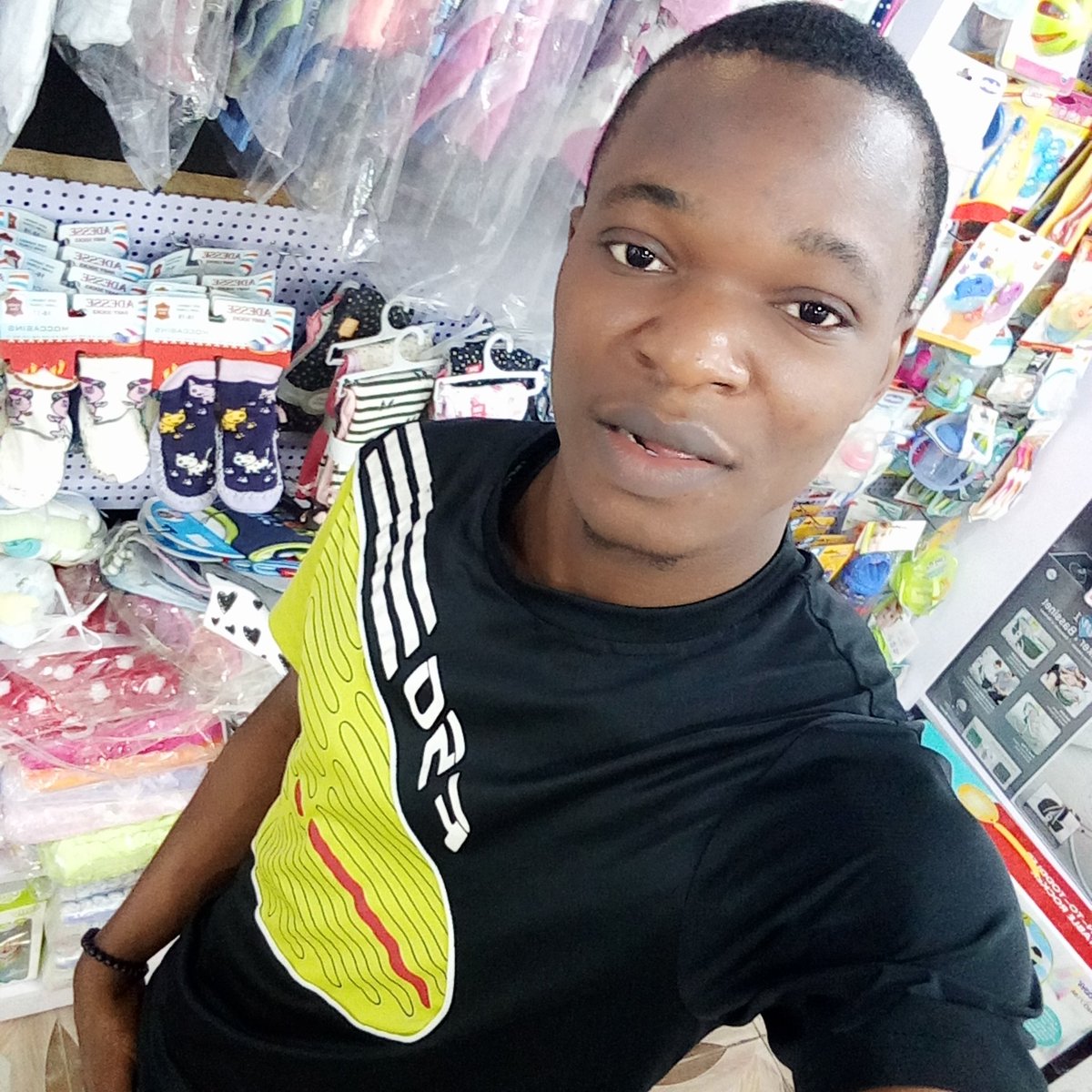Kenneth66845674's tweet photo. #NewProfilePic https://t.co/5iGm2NKkig