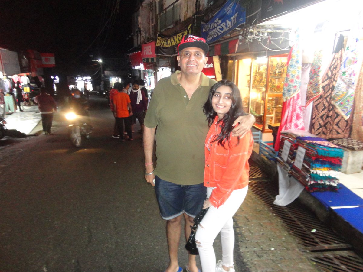 siya bhasin tweet media