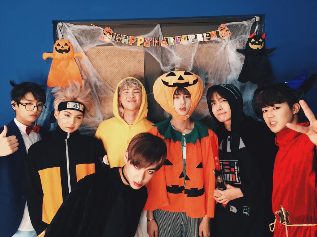 2015: Halloween Party with BTS