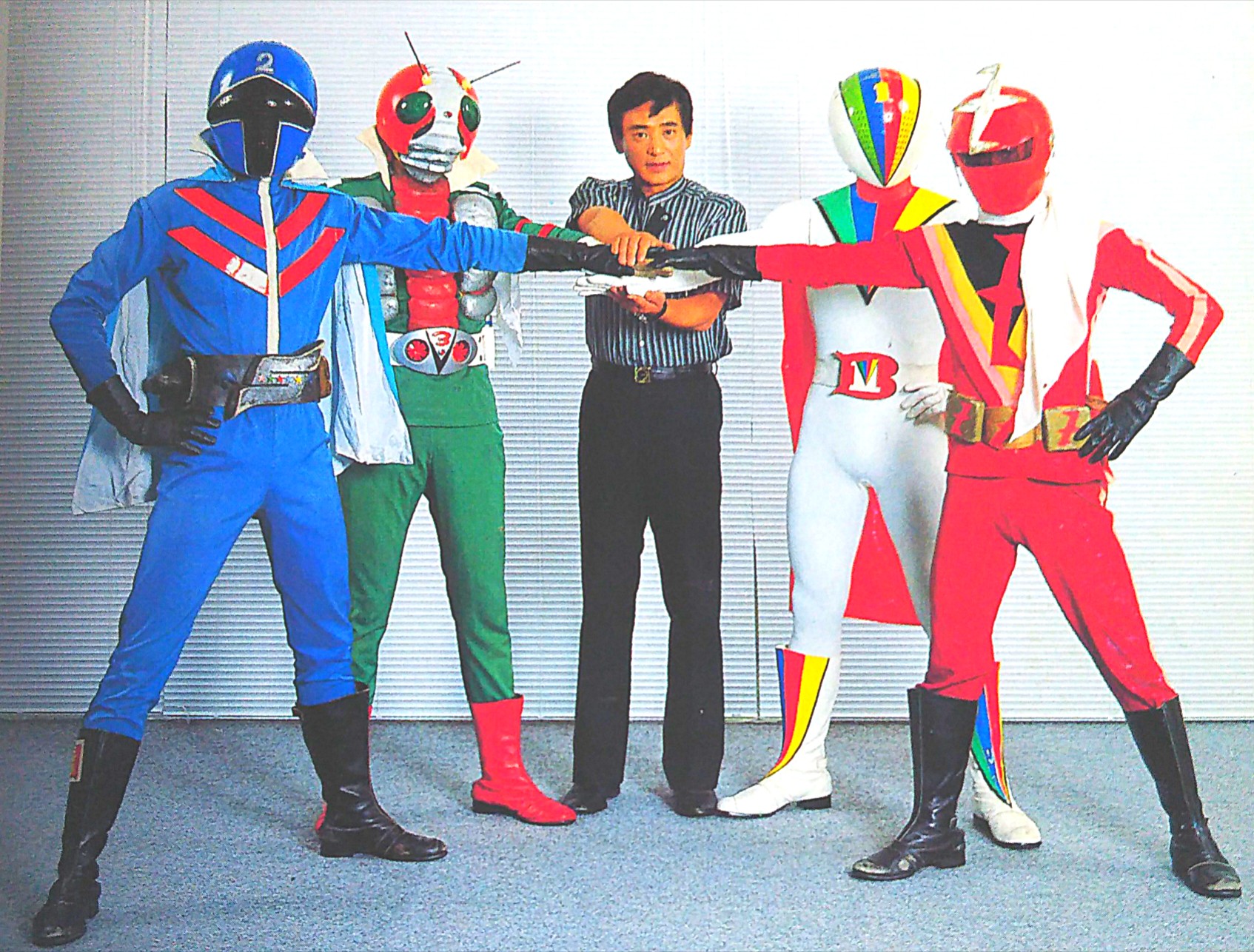 Moha512 Deha3452 昔 俳優の京本政樹さんがやっていたhero考証学で実現した宮内 洋さんと宮内 洋さんが演じたヒーローの並びです 宮内洋 仮面ライダーv3 秘密戦隊ゴレンジャー アオレンジャー 快傑ズバット ジャッカー電撃隊 ビッグワン T