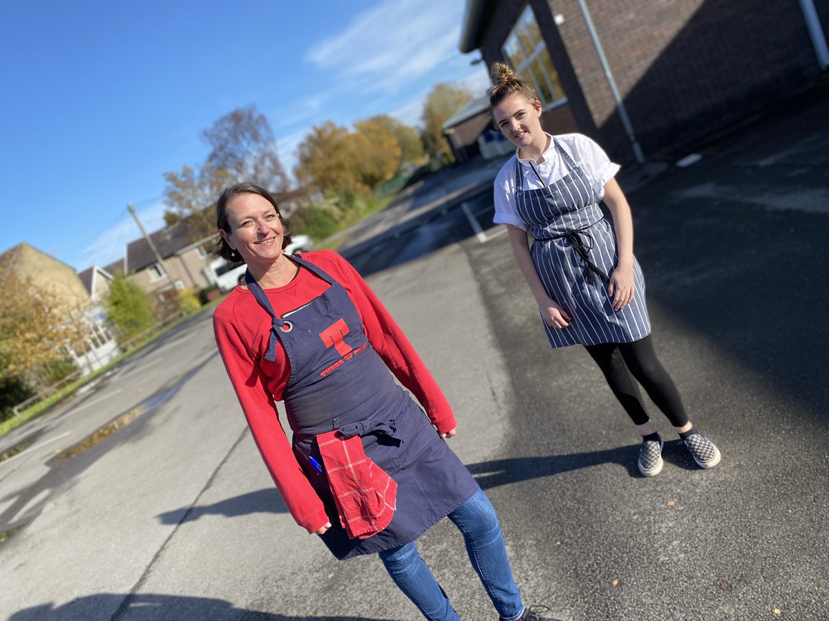 AnnetteWeekes's tweet photo. Massive thanks to Jane and Mia of Tubbs of Colne - 1500 meatballs prepped and counting!!! 

If you can help support 2900 East Lancashire children next week please do:

https://t.co/VDOmCJxcwQ https://t.co/vpxvzHmlLX