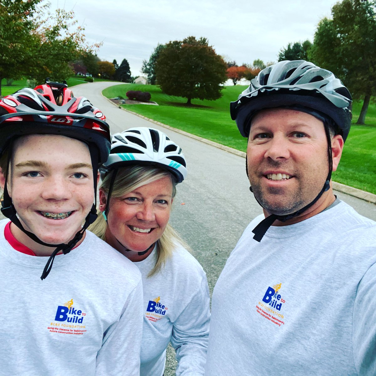 mamaleacho15's tweet photo. Had fun riding yesterday while raising money for scholarships for #bike2build https://t.co/yGqhSS1zSF