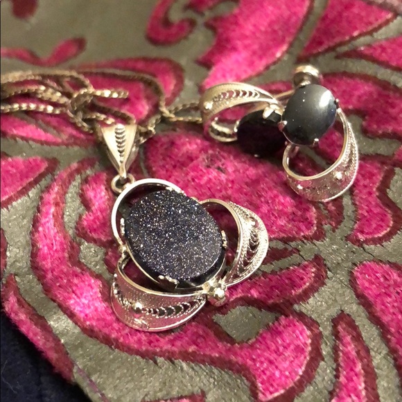 DDBADOGS's tweet photo. So good I had to share! Check out all the items I'm loving on @Poshmarkapp #poshmark #fashion #style #shopmycloset #vintage #betseyjohnson #dereklam: https://t.co/i66UeHW8yM https://t.co/uRMQjBIC9w