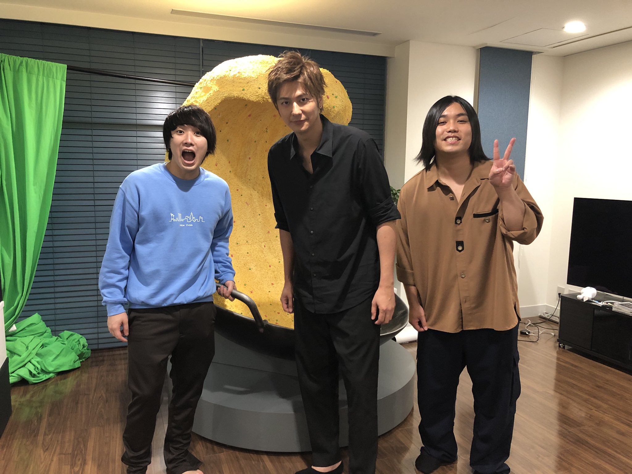 速水もこみちスタッフ 公式 على تويتر 速水もこみち 公式チャンネル M S Table By Mocomichi Hayami 1 秒前 本日２１時３０分から あの水溜りボンドさんとコラボ ぜひご覧ください T Co 5l7uqbqedy