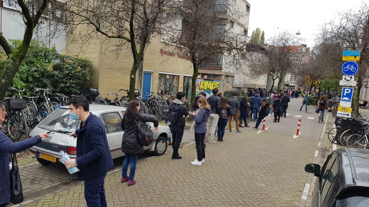 pablonot's tweet photo. Votación en #Amsterdam para #PlebiscitoChile!  Chilenen in Nederland stemmen in Amsterdam over een nieuwe grondwet. #AdiosGeneral #AprueboConMiLapizAzul @BajosChile @ChiledespertoI https://t.co/jy7d2LzX8K