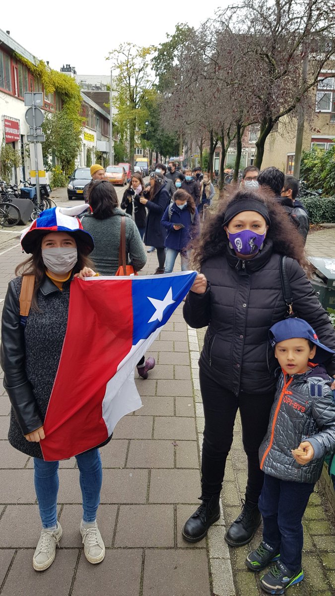 pablonot's tweet photo. Votación en #Amsterdam para #PlebiscitoChile!  Chilenen in Nederland stemmen in Amsterdam over een nieuwe grondwet. #AdiosGeneral #AprueboConMiLapizAzul @BajosChile @ChiledespertoI https://t.co/jy7d2LzX8K