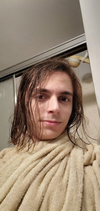 I have a new haircut https://t.co/UF5D4DBqXr<a href="/tag/asmonsetup2"class="tags"><span>#asmonsetup2</span></a>