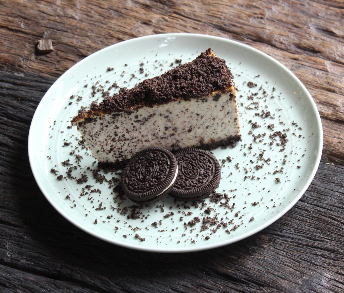 Hafta sonunun tadı gerçek bir tatlıyla çıkar! Nefis lezzeti ile sizleri etkisi altına alacak Oreolu Cheesecake’imizi denemeye bekliyoruz… 😎🍴🥧

#SECCOCAFE #BağdatCaddesi #Kahve #CoffeeHouse #CoffeeTime #OreoCheesecake