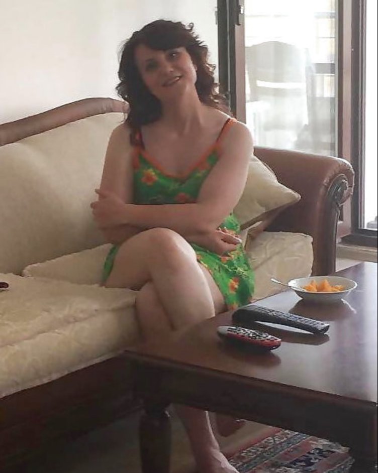 Anneme söyledim kaç kere milleti azdırma diye...