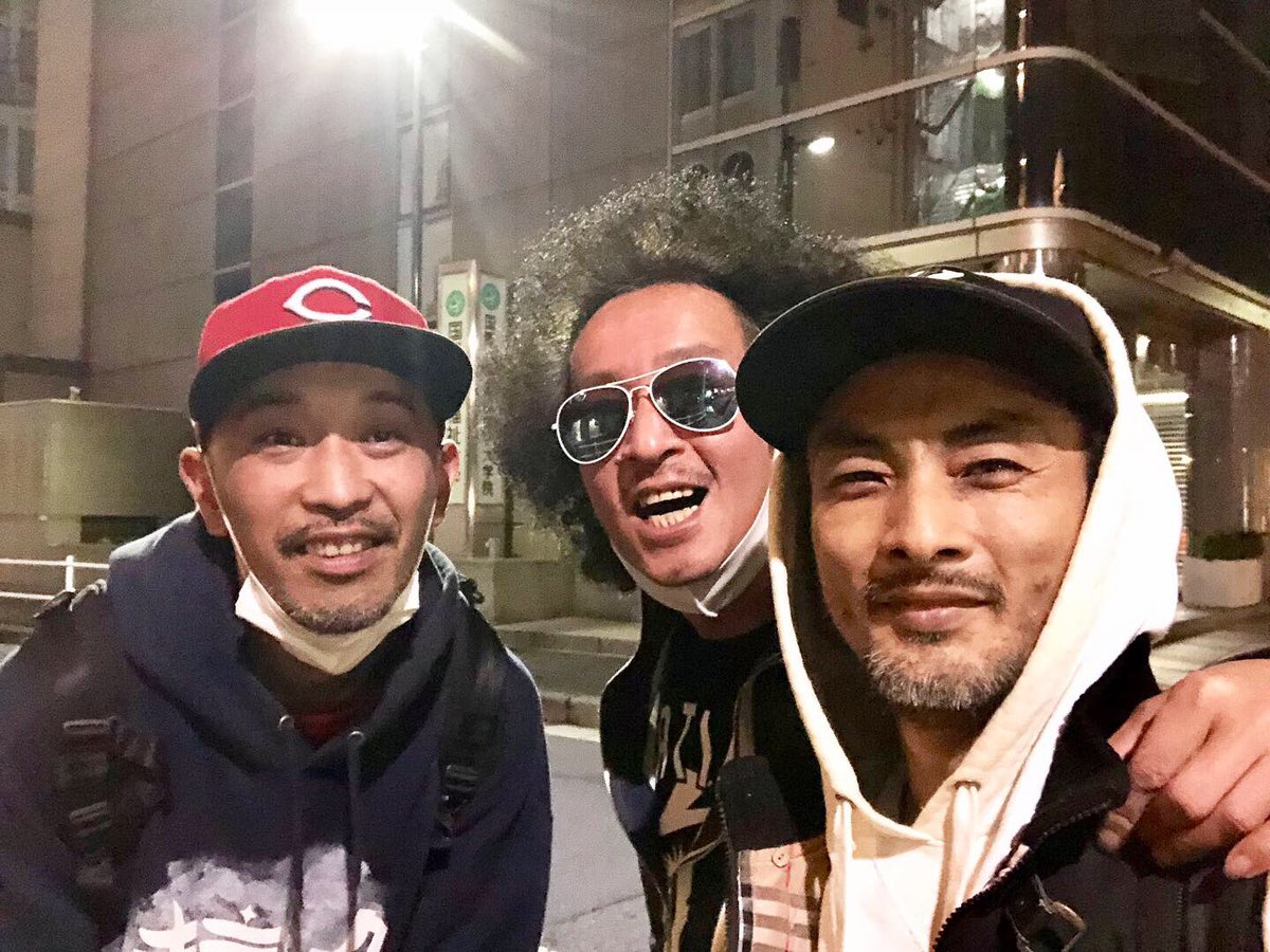 BOOOOOYAKA_SHA's tweet photo. 金曜日の #ラバダブ LOUNGE @ CACTUS・乃木坂、あざました‼️
インスタライブをご視聴の皆様も感謝🎥📲
今回のMVPはGUN SHOT riddimでAnthony JohnsonのGUN SHOTのフロウで乗りこなしてたCUT BURN🎖
また次回もよろしくお願いします🙏
#CasperFaceKillah #ChopStick #BlaxxakaEastBlaze https://t.co/x5UQ8Rlt4K