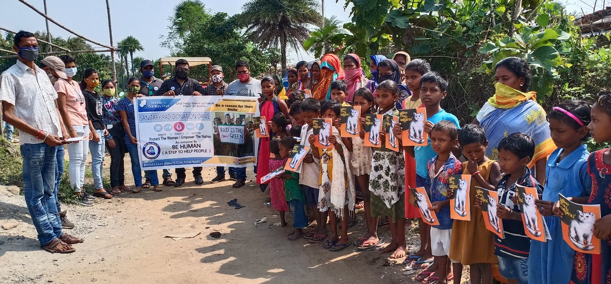 Biswaji05715622's tweet image. Book 📚 &amp;amp; Pen Distribution on occasion of Dusshera with team @BEHUMAN5514
#humanitywithheart #simle 
#HappyDussehra @AboutBalasore @MeeraParida @BTelikicherla @ASidharthSankar @Jeevanjyotiodi @pkmeher3120 @sujitd65 @JoyAccidental @nidhi_budha