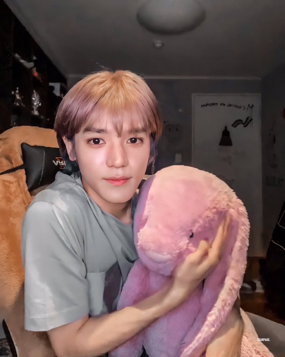 starpage_ty's tweet photo. #태용 ￼ 
#TAEYONG ￼ https://t.co/iY03Scn08j