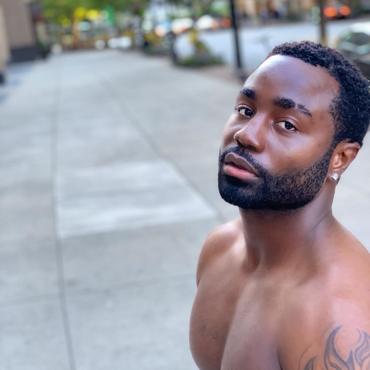 Keyvontruth's tweet photo. https://t.co/70vgNm3AGf