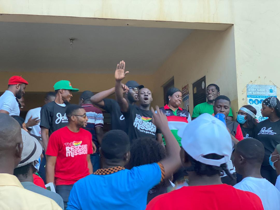 realnaajudith's tweet image. 🌡Team  #GhettoConnect   stormed Ayawaso West-wugon to trumpet the message in The People's Manifesto to the people! 
It was such a fruitful 360 retail campaign &amp;amp; all we know is - Victory is Ours!
Ayawaso said afi wai di33 JM &amp;amp; John Dumelo aa na3k)!!
#2Sure