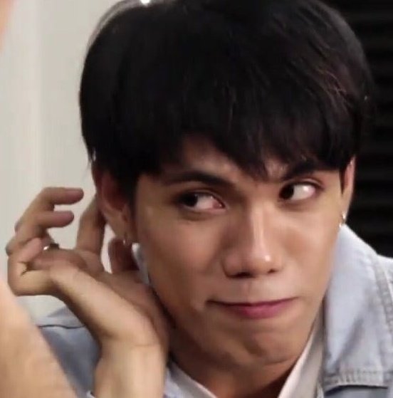 StellJunPH's tweet photo. StellJun once said...
💛💜

@SB19Official
#D1to2YearsWithSB19
#StarFMExclusiveWithSB19
#STELLJUN @stellajero_ @imszmc https://t.co/8sJppQWz8L