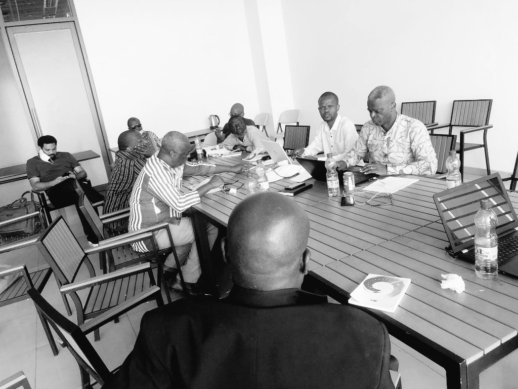 MMGlody's tweet photo. #RDC #ADACO Un artiste qui a des revenus conséquents au niveau d'une Sté de gestion collective peut monter des projets, s’inscrire dans une démarche structurante et démontrer son apport en plus du rayonnement de la culture, mais aussi, en termes de création d’emplois,... https://t.co/UrDjUl0CJQ