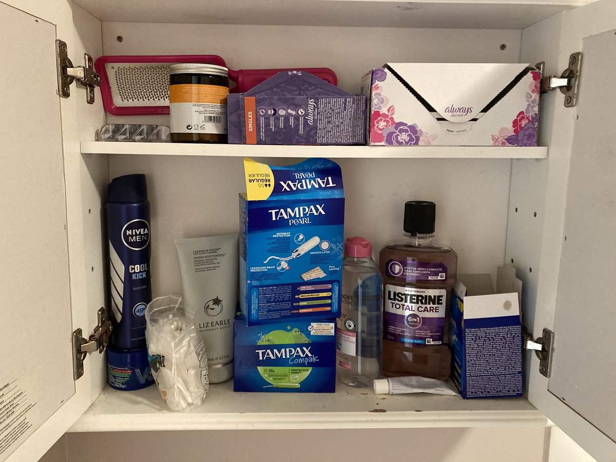 jonny_wilde's tweet photo. The percentage of bathroom cupboard I have is wholly disproportionate 🤨 https://t.co/Iu2xKBjlBS