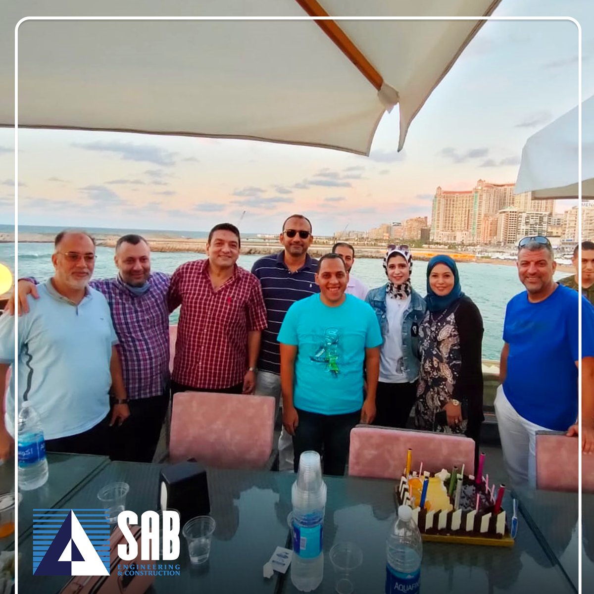 EgyptSab's tweet photo. أحتفلت شركة ساب مؤخراً بموظفيها الاستاذ/ ايهاب عادل مدير اداره التسويق العقاري بالمركز الاول ببطوله سموحه المفتوحه للجولف كوركيه ٢٠٢٠ والمهندس/ خالد انور مدير المكتب الفني بالمركز الثالث ببطوله سموحه الداخليه للجولف كوركيه وهي بداية عودة النشاطات الإجتماعية و الإحتفالات في الشركة https://t.co/e5Bi4HWLJV