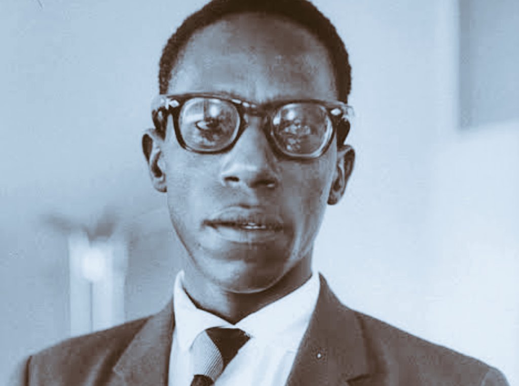 M. Anicet Kashamura, lui est un homme politique congolais rwandophone  né sur l'île d’Idjwi en 1928.Il participa a la table ronde de Bruxelles ou fut discuté l'indépendance du Congo et fut notamment le ministre de l'information et des Affaires Culturelle de Lumumba, en 1960.