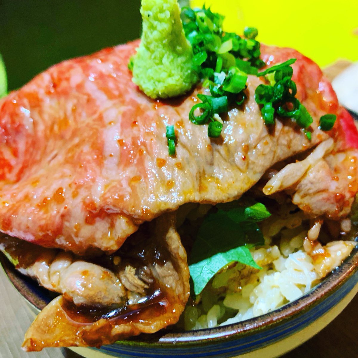 Daitterid's tweet image. にくおんざらいすの(*^^*)
#牛肉 #ビーフ #beef #料理好きな人と繋がりたい #料理 #外食 #外食日記 #外食記録 #料理記録 #ばんごはん #おつまみ #つまみ #飯テロ #グルメ #グルメ好きな人と繋がりたい