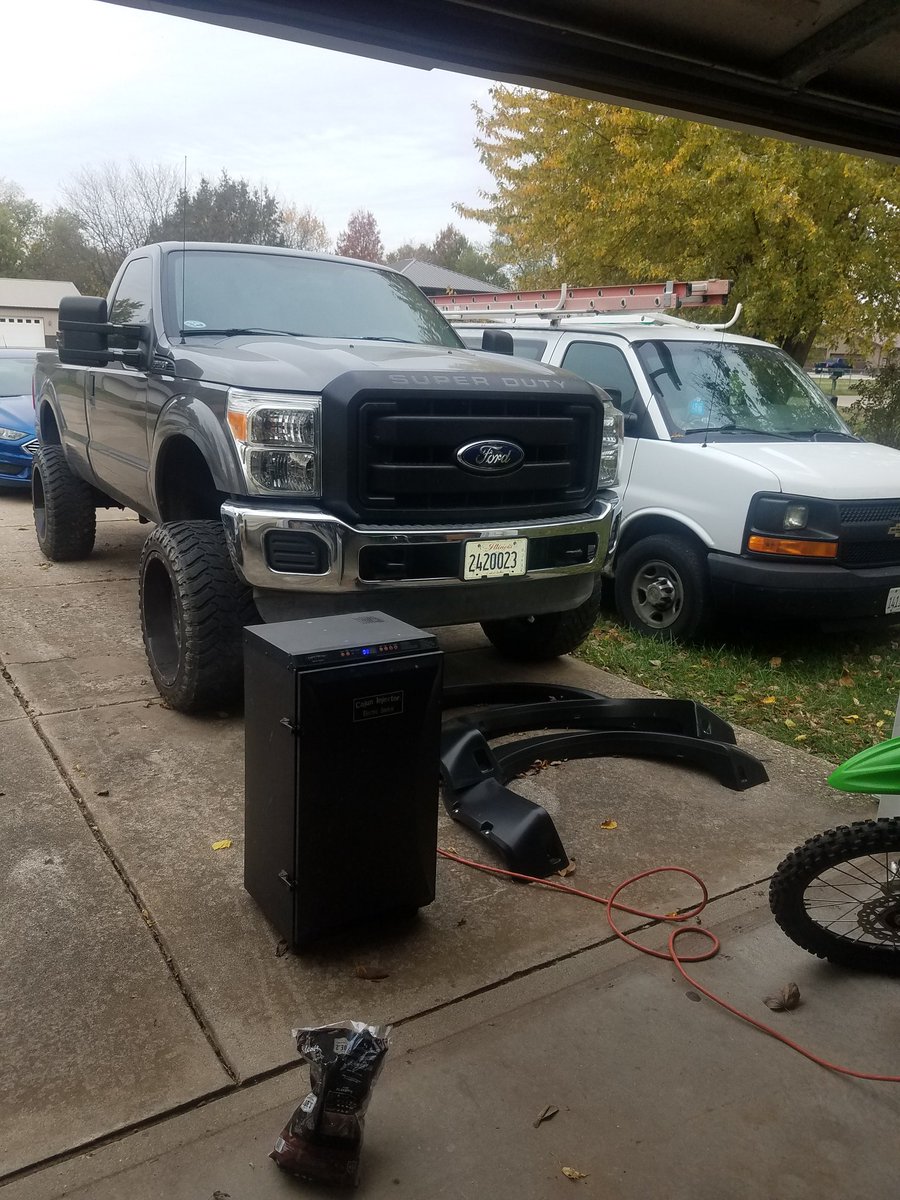 dbrock95's tweet photo. Sunday's are for smoking pork loins and other stuff! https://t.co/bNp5Lm5BN3