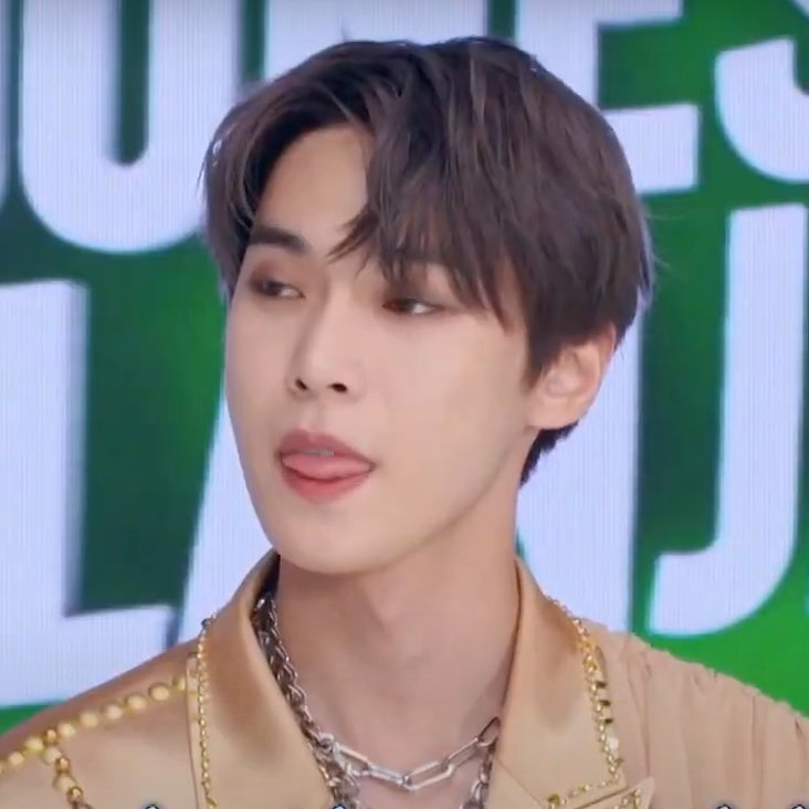 tokopedia doyoung screenshots [ a thread ]