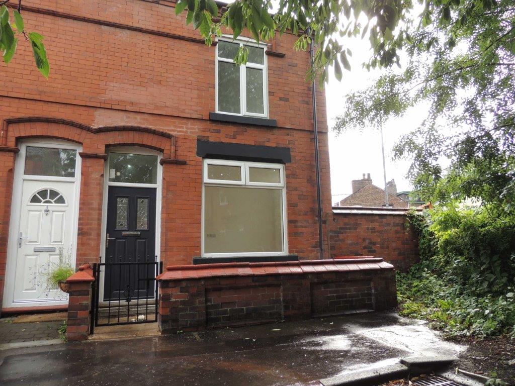 AuctionsNorthW's tweet photo. #FantasticProperty #Highspec #finish and #ideal #location. https://t.co/3F6nbfpgca