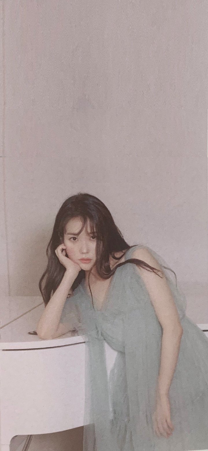 Lee Ji Eun Iu For Vogue Korea Wallpaper Version Iu 아이유 Iu Wallpaper T Co Rkazi6epy6 T Co T64wklbl3y Twitter