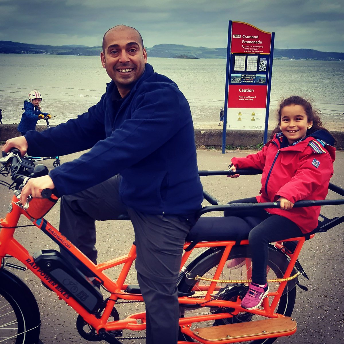 ToursEz's tweet photo. Doing some demos today down at Cramond! #ezbiketours #dontstayin #ebike #fun https://t.co/jrGyy4QQAm