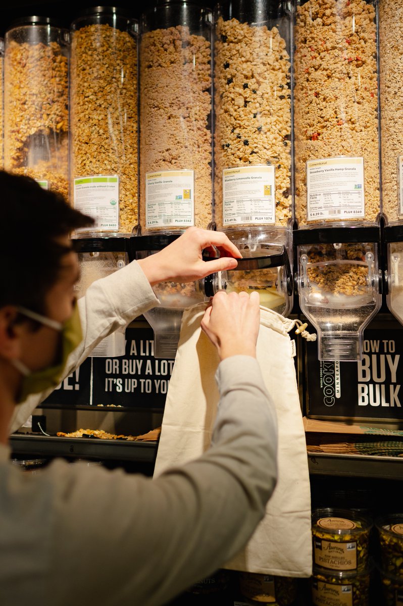 BambooSwitch's tweet photo. Why buy dried groceries in packaging if you can shop your pasta, rice, flour and more in bulk at any #refillstore or your local food coop?
#maketheswitch with our @BambooSwitch organic cotton #muslinbags and say #notoplastic
Shop @msmarketcoop @rivermarketcoop @Lakewindscoop https://t.co/TseuWnoMYG