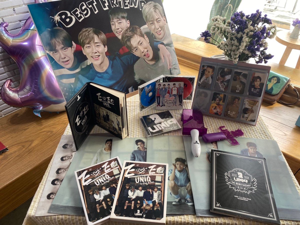 mcharmy96's tweet photo. งานน่ารักและบรรยากาศดีมาก สตาฟแสนใจดีและเป็นกันเองทุกคน ดีใจที่ได้มางานนี้ เป็นครบรอบ6ปีUniqที่มีความสุขมากๆ ครอบครัวยูนิคอร์นแสนอบอุ่น หวังว่าครบรอบปีหน้าก็ยังจะได้ไปเจอทุกคนอีก ขอบคุณที่จัดงานนี้นะคะ รอเยว่ประกาศคัมแบควงไปด้วยกันค่ะ💜 #LandDeRAM https://t.co/PZU1d9GnlR