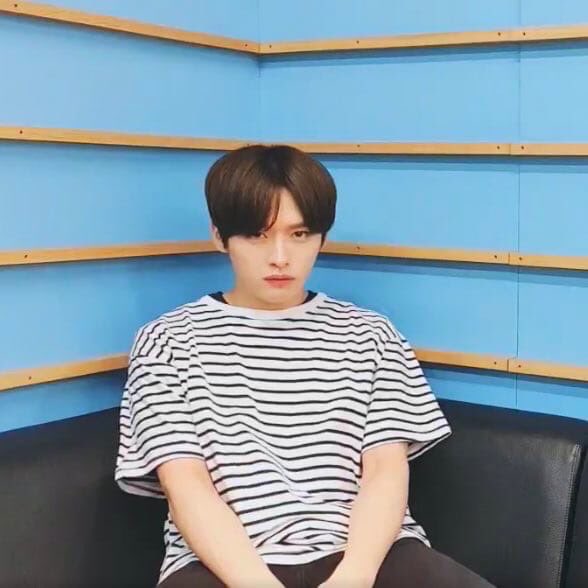 lindoriesk's tweet photo. не ну почти закончилось и я врываюсь поч не
#stayselcaday #leeknowselcaday #ssd https://t.co/AIupa3eBnh