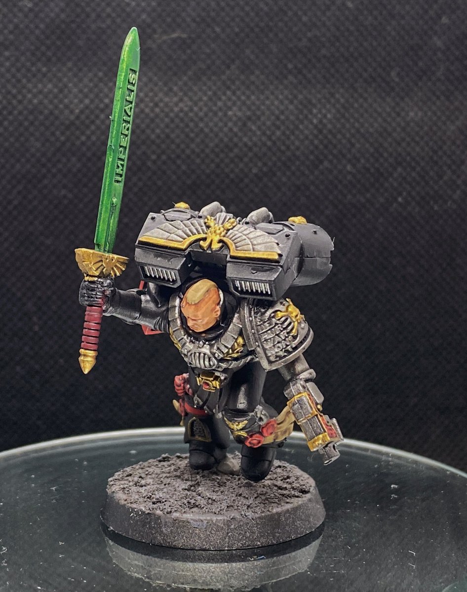 GazOfAllTrades's tweet photo. Got screwed by the Pre-Orders yesterday but found an interesting model to paint for the #Craftanoon and i will say its the best chapter badge i’ve ever done haha
Super proud of this jump-pack boy/Slash Captain! #WarhammerCommunity #warhammer40k #warmongers #Deathwatch #Warhammer https://t.co/ZuZHVti1Cp