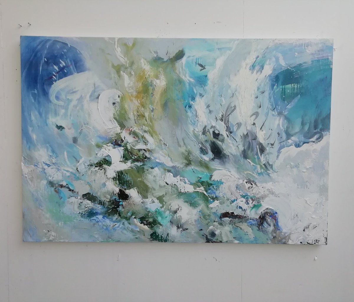 AlCritchlow's tweet photo. Reworking this painting today which began a few years ago #layersofpaint #timeandmotion #hebrideansea #contemporarybritishpainting #britishlandscapepainting #scottishseapainting #languageofpaint #hebrides #shapingland #wip https://t.co/U6DtUSG6A7