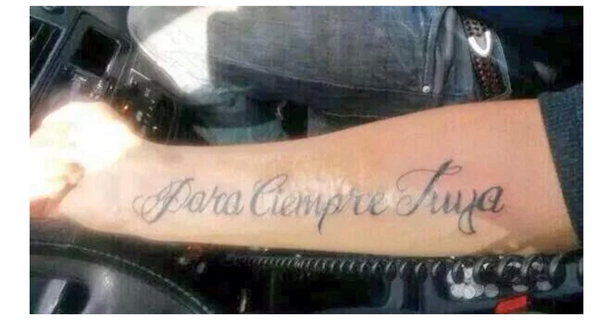 cq95mj's tweet photo. Amigxs este es un recordatorio de la importancia y permanencia de los “horrores” ortográficos  🤦🏻‍♀️🤦🏻‍♀️😂🙄
¿Qué opinan? 
#ElFaroNebrija https://t.co/2j9Ftw5LmV