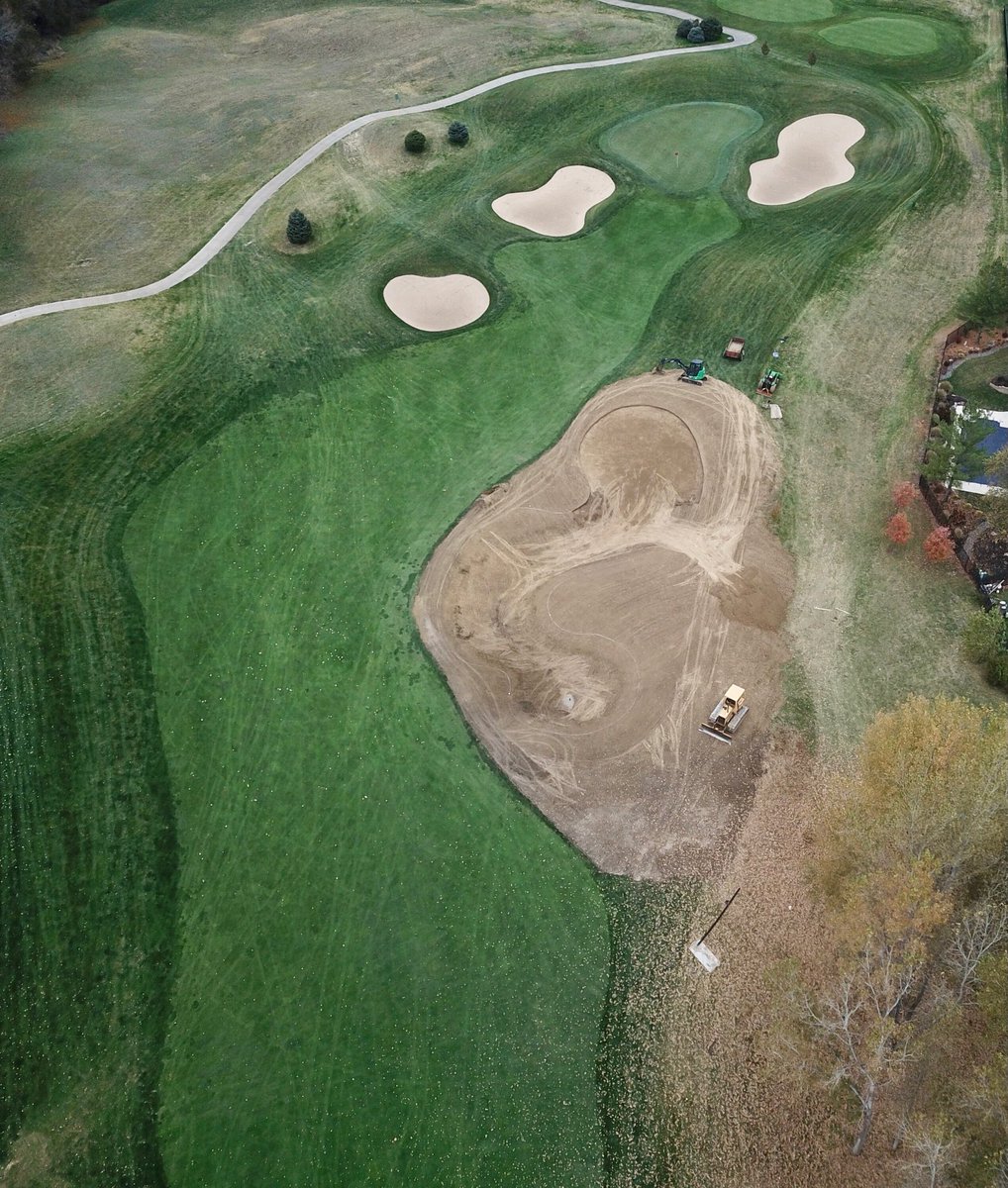 PC_Omaha's tweet photo. Great visual of the scale of the work zone on 7. We were able to move the bunker 15 yards farther up and 10 yards closer to the fairway. The native line will creep in closer to the bunker. Only a perfect drive will be rewarded now.  ⁦@TroyMartinGolf⁩ with more great pics!! https://t.co/piNp8TBfZ0